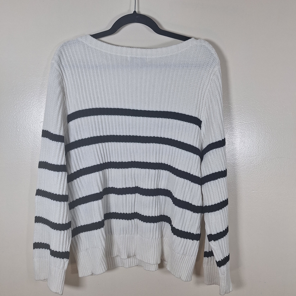 Ava & Viv White and Black Striped Sweater - Picture 2 of 4